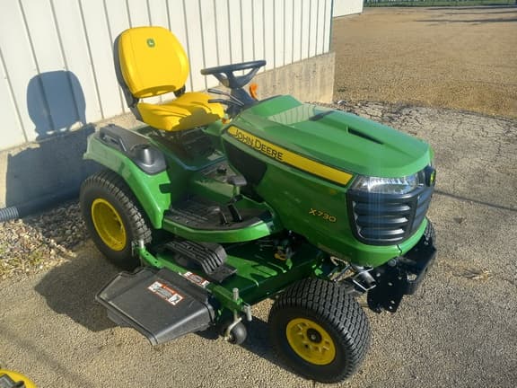 Image of John Deere X730 Primary image