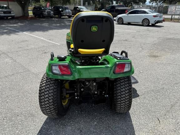 Image of John Deere X734 equipment image 4