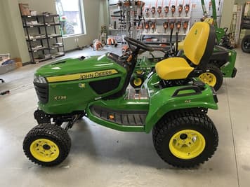 Main image John Deere X738