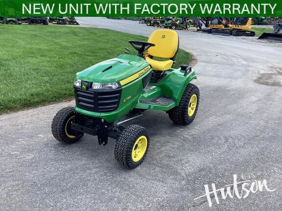 Image of John Deere X739 equipment image 1