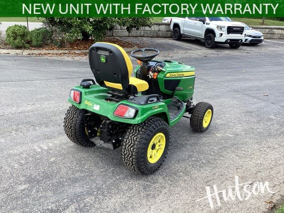 Image of John Deere X739 equipment image 4