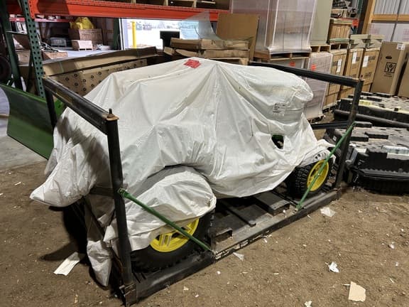 Image of John Deere X739 Image 0