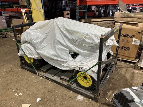 Image of John Deere X739 Image 1