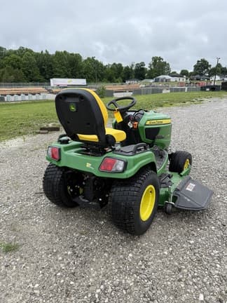 Image of John Deere X750 equipment image 2