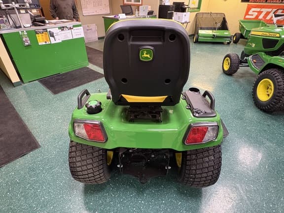 Image of John Deere X750 equipment image 4