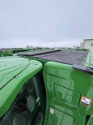 Image of John Deere X9 1000 equipment image 3