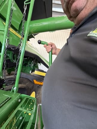 Image of John Deere X9 1000 equipment image 3