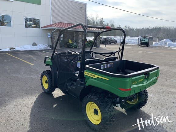 Image of John Deere XUV 560E equipment image 3