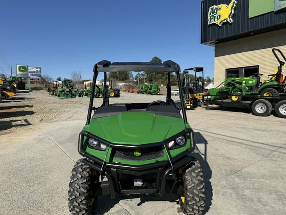 Image of John Deere XUV 560E equipment image 4