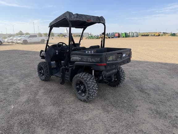 Image of John Deere XUV 590M equipment image 2