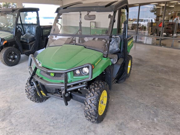 2025 John Deere XUV 590M Equipment Image0