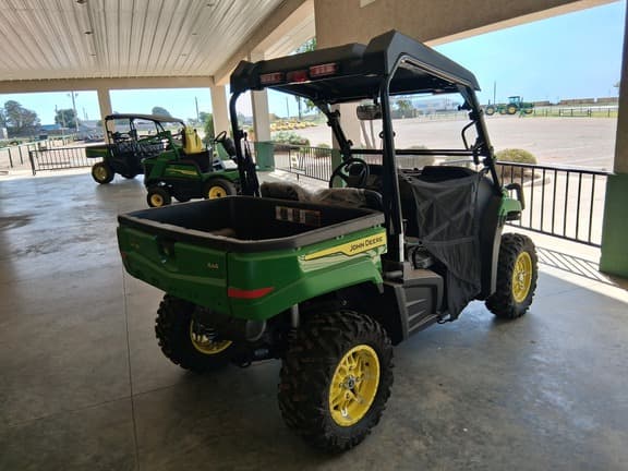 Image of John Deere XUV 590M equipment image 3