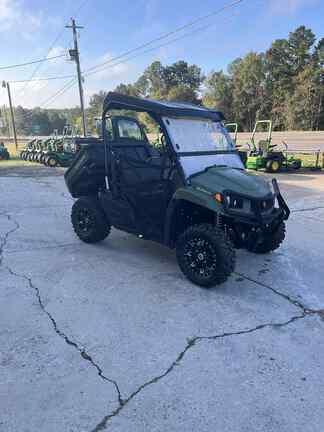 Image of John Deere XUV 590M equipment image 2