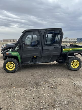 2025 John Deere XUV 825M Equipment Image0