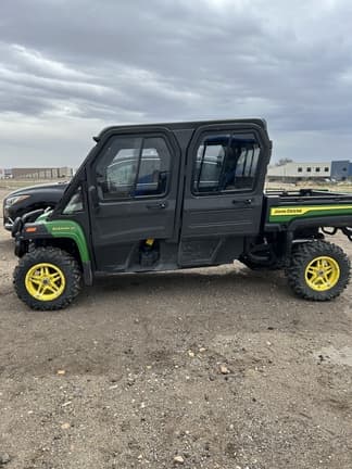 Image of John Deere XUV 825M Primary image