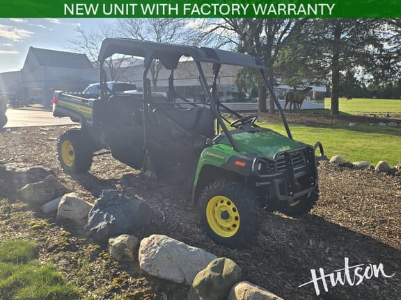 2025 John Deere XUV 825M Equipment Image0