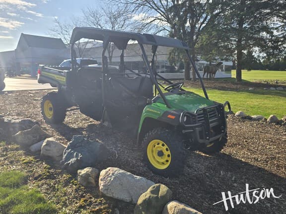 Image of John Deere XUV 825M equipment image 1