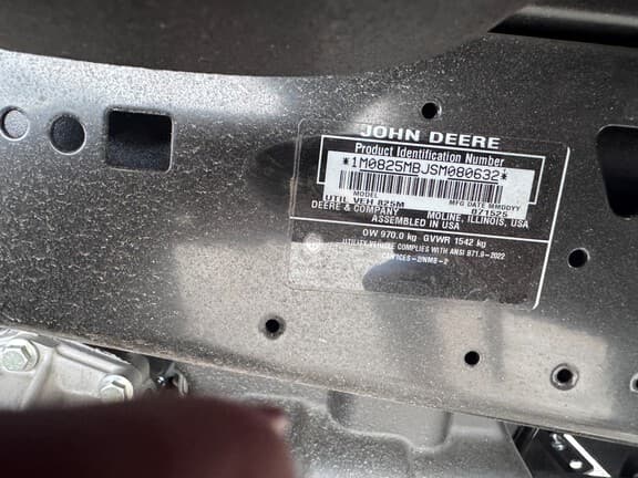 Image of John Deere XUV 825M S4 equipment image 4