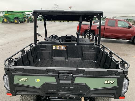 Image of John Deere XUV 845M equipment image 4