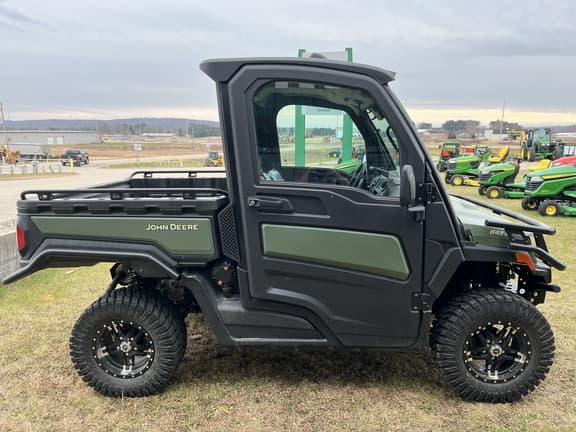 Image of John Deere XUV 845M equipment image 1