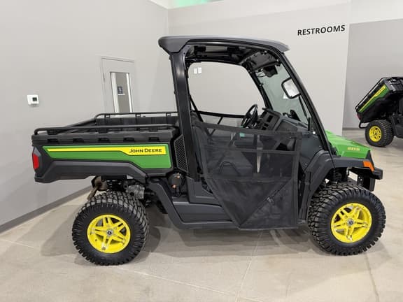 Image of John Deere XUV 845M equipment image 3