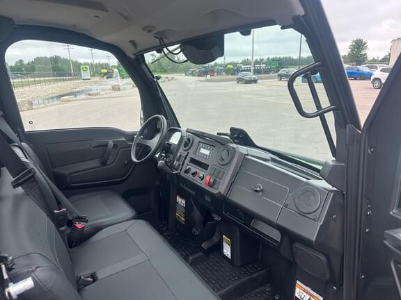 Image of John Deere XUV 845M equipment image 4