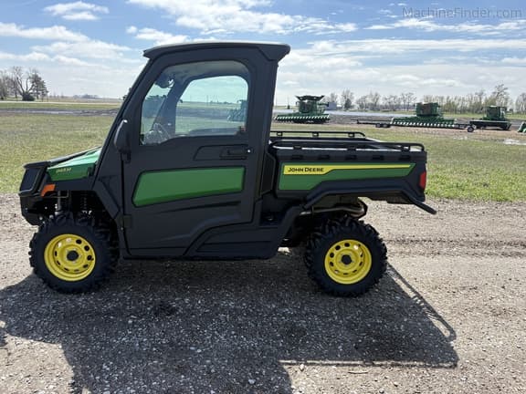 Image of John Deere XUV 845M equipment image 1