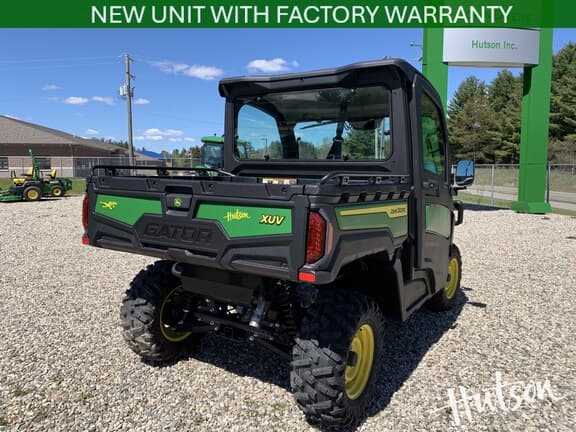 Image of John Deere XUV 845M equipment image 2