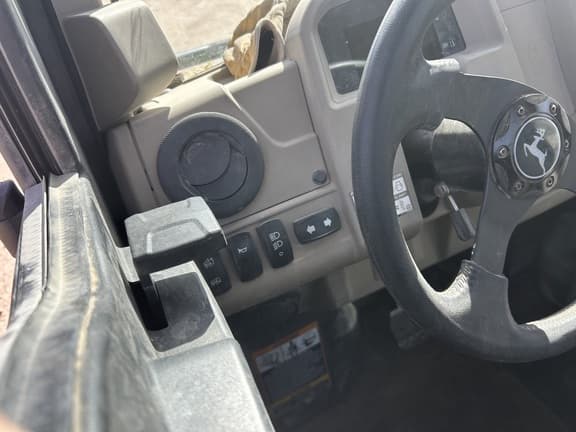 Image of John Deere XUV 845R  equipment image 2