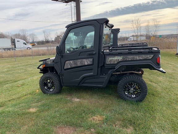 Image of John Deere XUV 845R Image 0