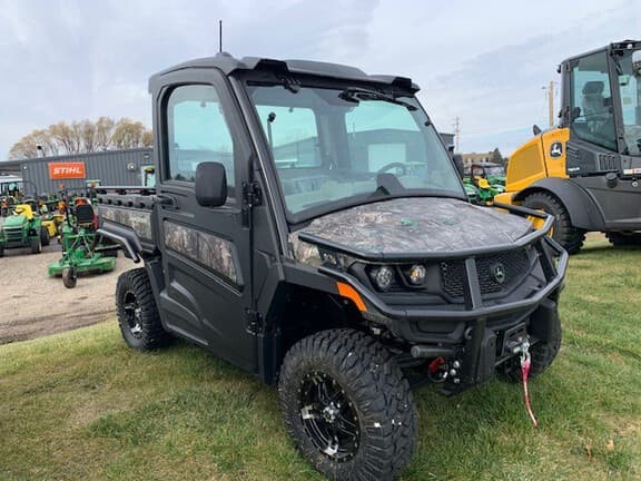 Image of John Deere XUV 845R Image 1