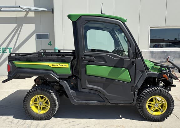 Image of John Deere XUV 845R  equipment image 1