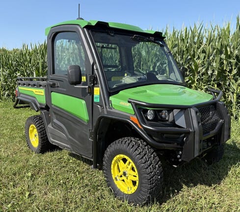 2025 John Deere XUV 845R  Equipment Image0