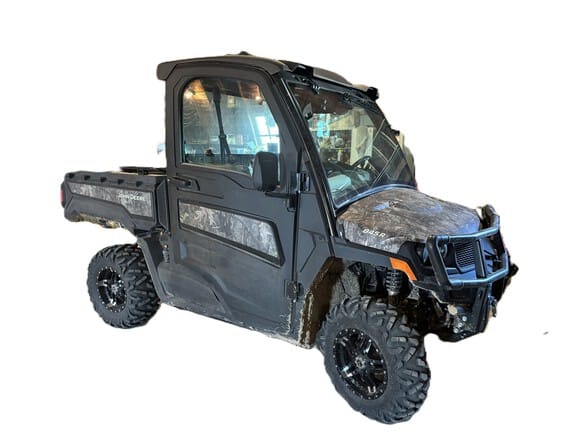 2025 John Deere XUV 845R  Equipment Image0