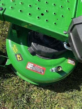 Image of John Deere Z315E equipment image 4