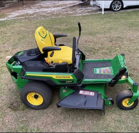 2025 John Deere Z320R Equipment Image0