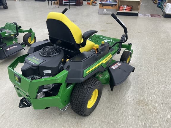 Image of John Deere Z320R equipment image 4