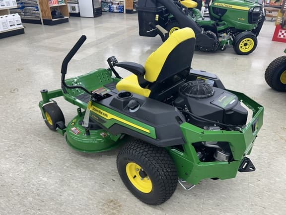 Image of John Deere Z320R equipment image 2