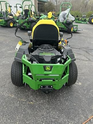 Image of John Deere Z320R equipment image 4