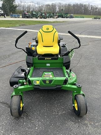 Image of John Deere Z320R equipment image 2