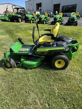 Image of John Deere Z320R equipment image 4