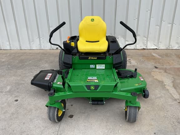 Image of John Deere Z325E equipment image 2