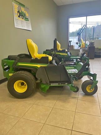 Image of John Deere Z325E Image 1