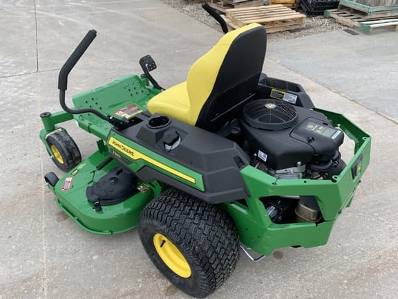 Image of John Deere Z325E equipment image 1