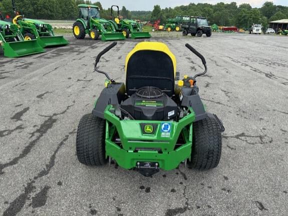 Image of John Deere Z330M equipment image 3