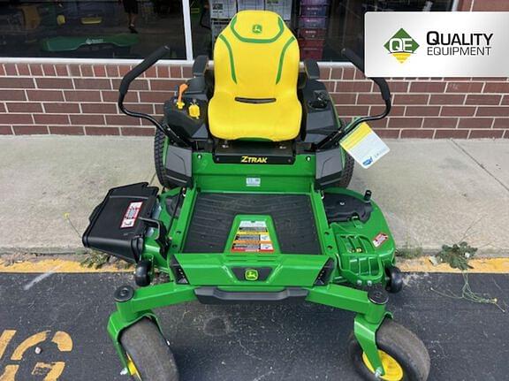 Image of John Deere Z330M Primary image