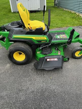 Main image John Deere Z330M