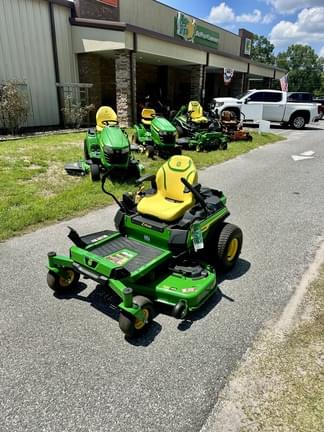 Image of John Deere Z330R equipment image 1