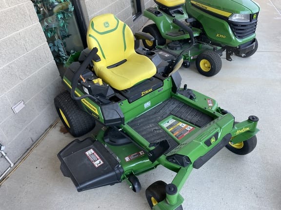 2025 John Deere Z330R Equipment Image0