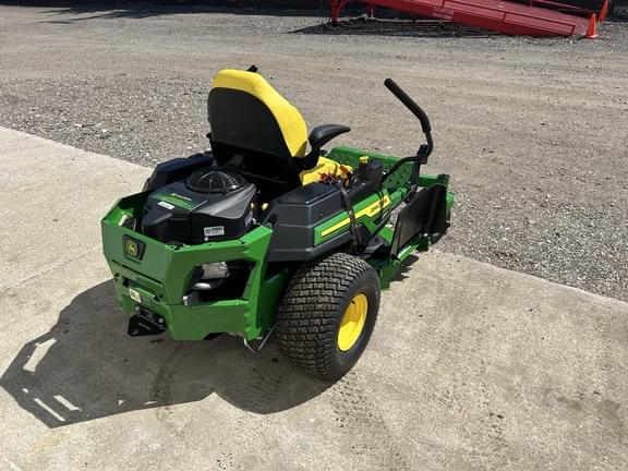Image of John Deere Z330R equipment image 3